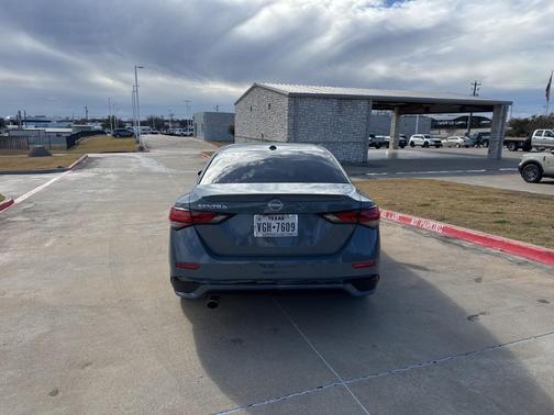 2025 Nissan Sentra SR