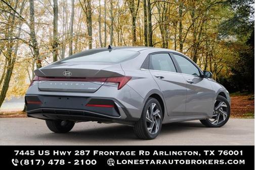 2024 Hyundai ELANTRA Limited