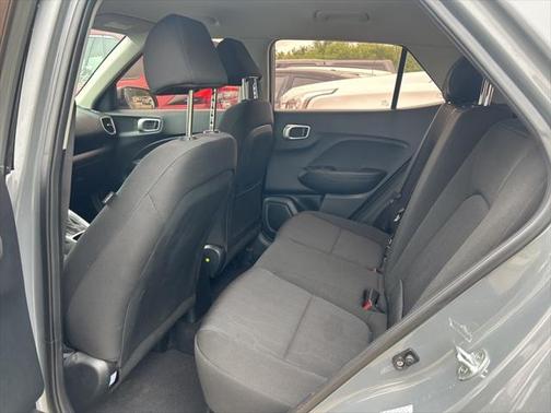 2021 Hyundai VENUE SE