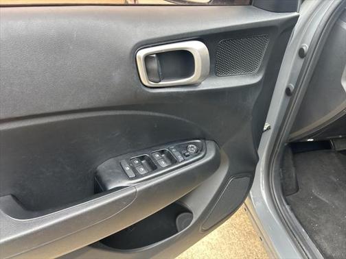 2021 Hyundai VENUE SE