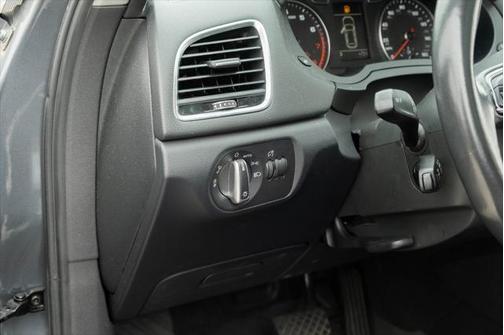2016 Audi Q3 2.0T Premium Plus