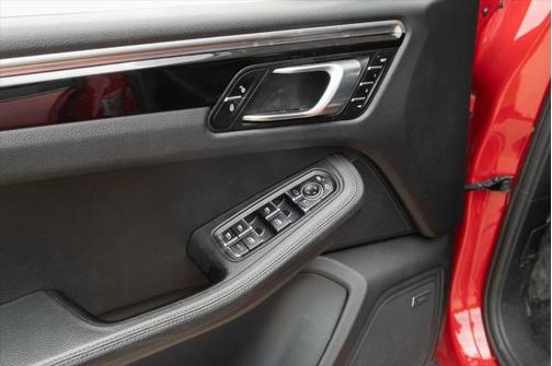 2018 Porsche Macan Base