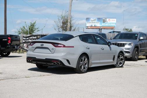 2019 Kia Stinger GT1