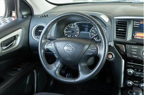 2020 Nissan Pathfinder SV 4WD