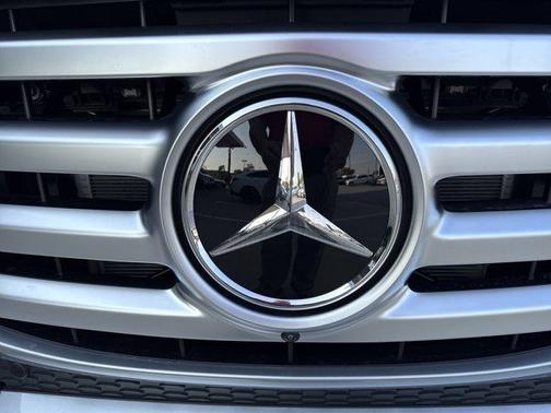 2026 Mercedes-Benz GLS 450 
