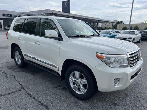 2014 Toyota Land Cruiser V8