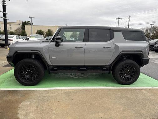 2024 GMC HUMMER EV SUV 2X