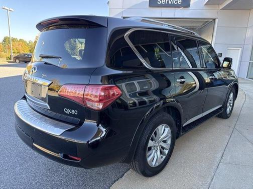 2016 INFINITI QX80 Base