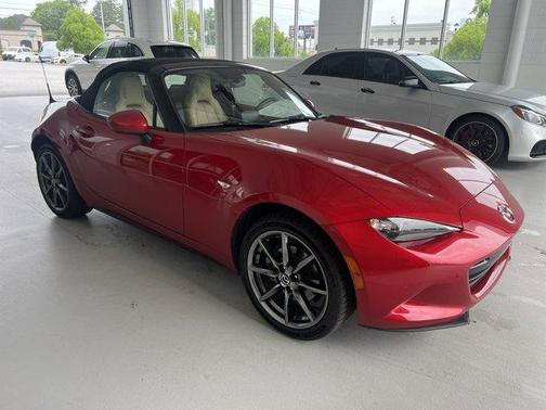 2016 Mazda MX-5 Miata Grand Touring