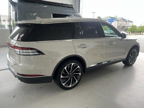 2020 Lincoln Aviator Reserve AWD