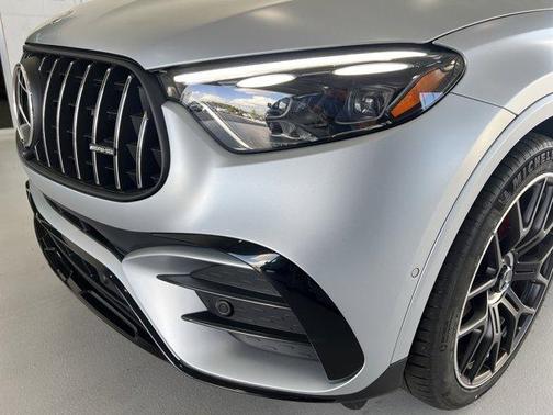 2025 Mercedes-Benz AMG GLC 63 S E Performance