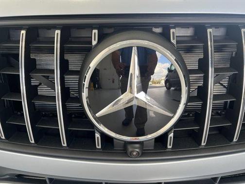 2025 Mercedes-Benz AMG GLC 63 S E Performance