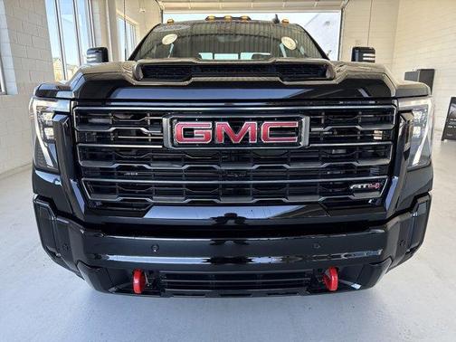 2026 GMC Sierra 2500 AT4