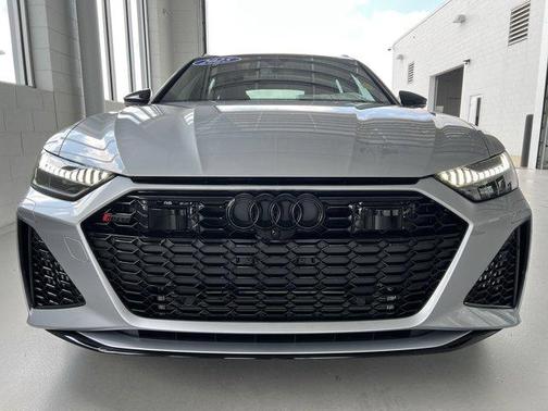 2025 Audi RS 6 Avant 4.0T quattro performance