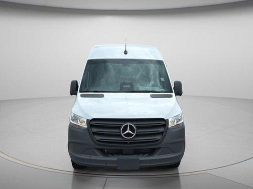 Arctic White 2026 Mercedes-Benz Sprinter 2500 High Roof
