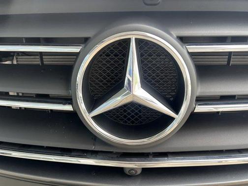 2024 Mercedes-Benz Sprinter 2500 144 WB Standard Roof Passenger