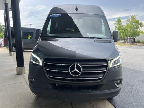 2024 Mercedes-Benz Sprinter 2500 144 WB Standard Roof Passenger