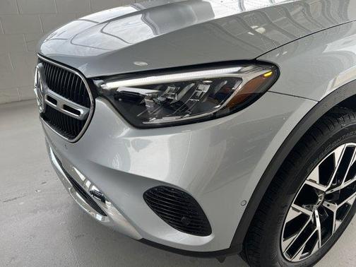 2025 Mercedes-Benz GLC 350e Base 4MATIC