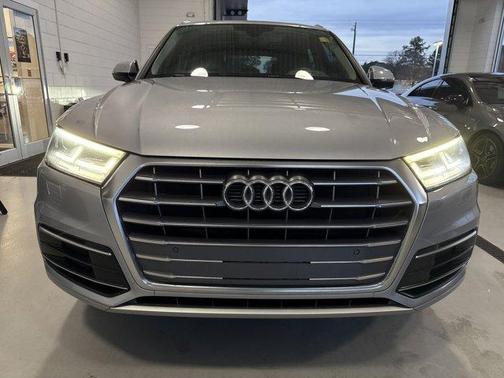2019 Audi Q5 2.0T Premium Plus