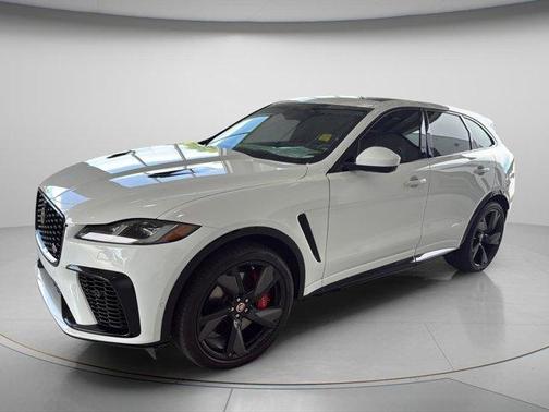 Fuji White 2022 Jaguar F-PACE SVR