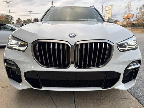 2021 BMW X5 M50i