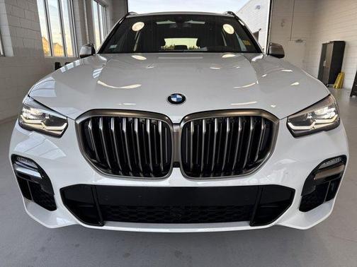 2021 BMW X5 M50i