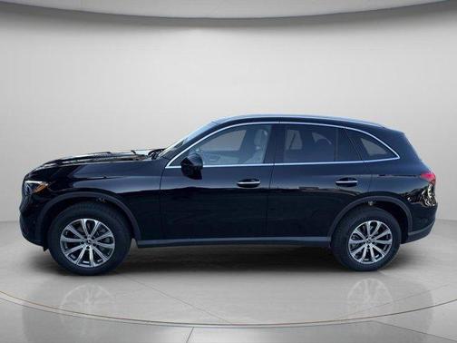 2023 Mercedes-Benz GLC 300 Base