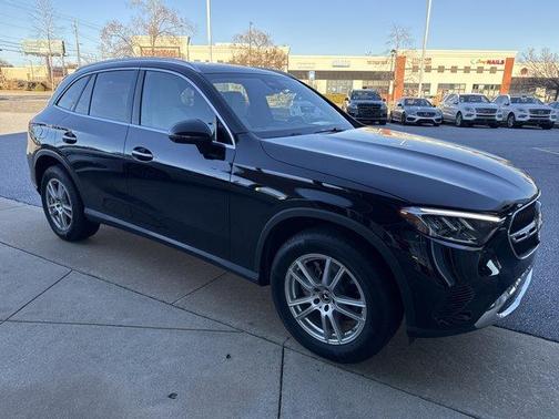 2025 Mercedes-Benz GLC 300 Base