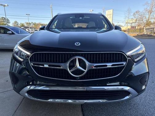 2025 Mercedes-Benz GLC 300 Base