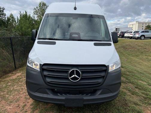 2025 Mercedes-Benz Sprinter 2500 Standard Roof
