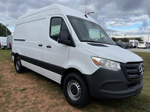 2025 Mercedes-Benz Sprinter 2500 Standard Roof