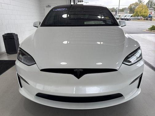 2025 Tesla Model X Base