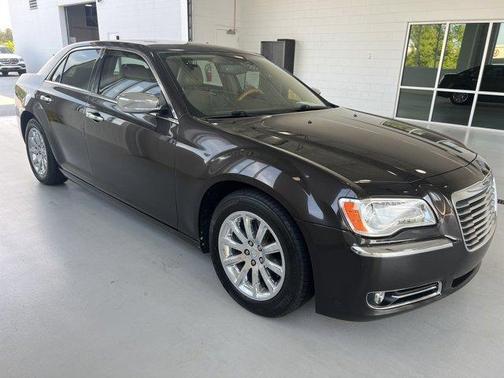 2013 Chrysler 300C Base