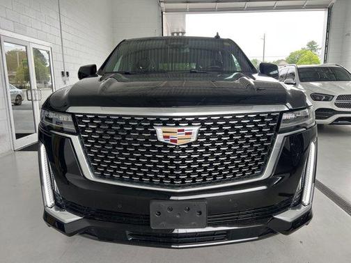 2021 Cadillac Escalade Luxury