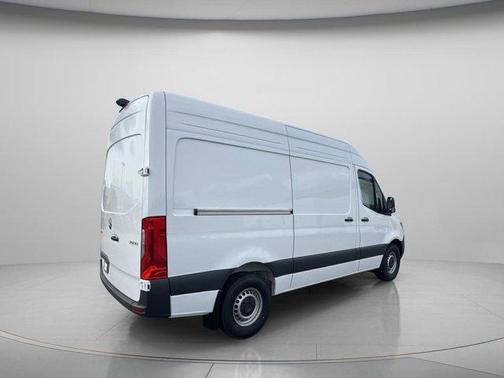 2025 Mercedes-Benz Sprinter 2500 