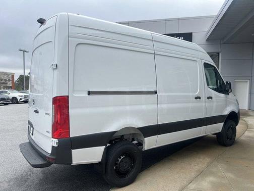 2025 Mercedes-Benz Sprinter 2500 Standard Roof