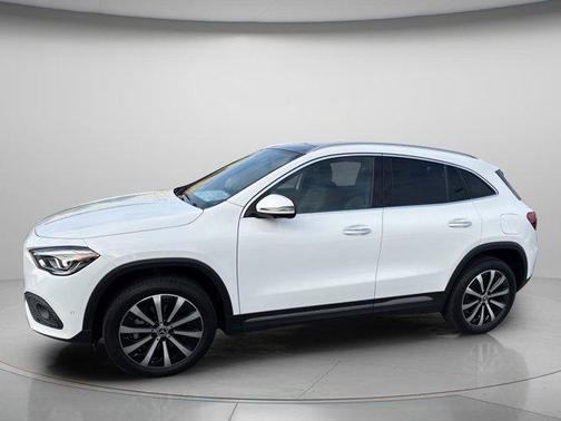 2023 Mercedes-Benz GLA 250 Base