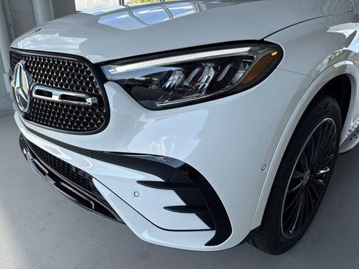 2026 Mercedes-Benz GLC 300 Base 4MATIC
