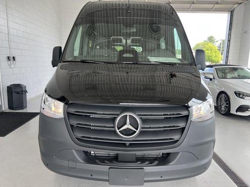2025 Mercedes-Benz Sprinter 2500 High Roof