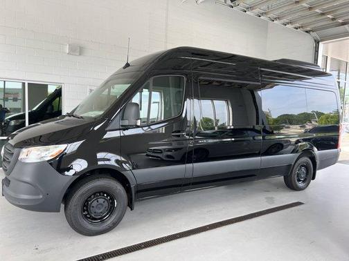 2025 Mercedes-Benz Sprinter 2500 High Roof