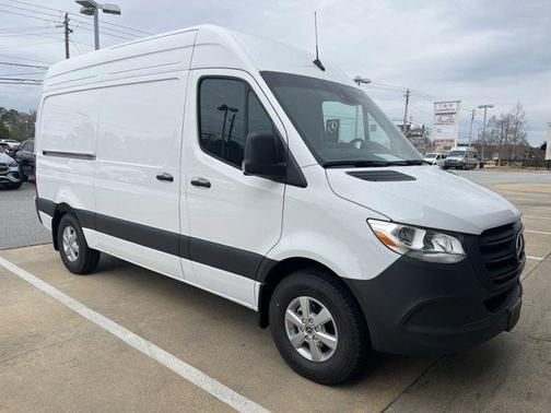 2024 Mercedes-Benz Sprinter 2500 