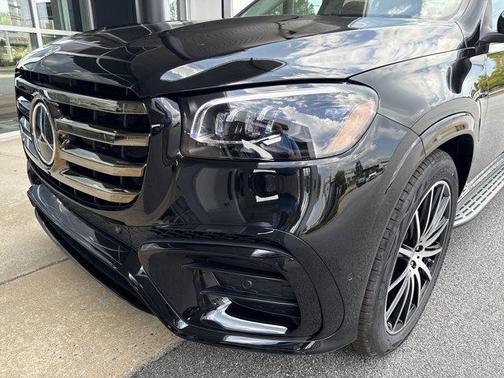 2026 Mercedes-Benz GLS 450 