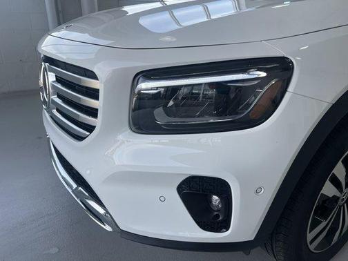 2025 Mercedes-Benz GLB 250 Base