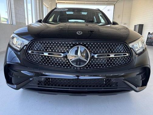 2026 Mercedes-Benz GLC 300 Base