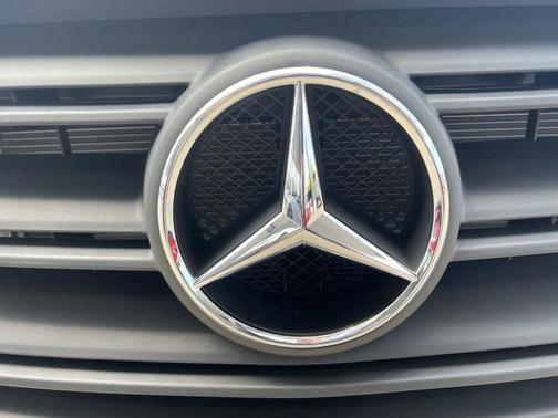 2025 Mercedes-Benz Sprinter 2500 Standard Roof
