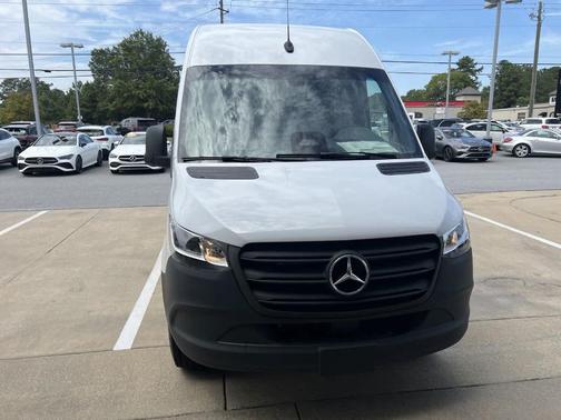 2025 Mercedes-Benz Sprinter 2500 Standard Roof