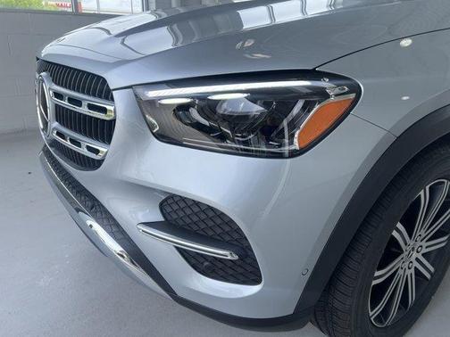 2025 Mercedes-Benz GLE 450e Base 4MATIC