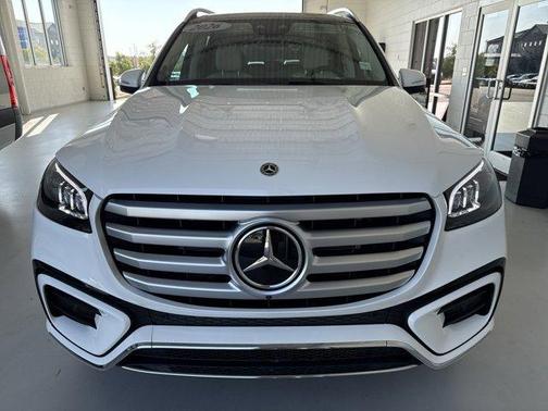 2026 Mercedes-Benz GLS 450 