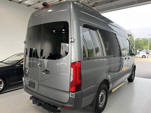 2024 Mercedes-Benz Sprinter 2500 144 WB Standard Roof Passenger
