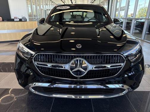 2026 Mercedes-Benz GLC 300 Base